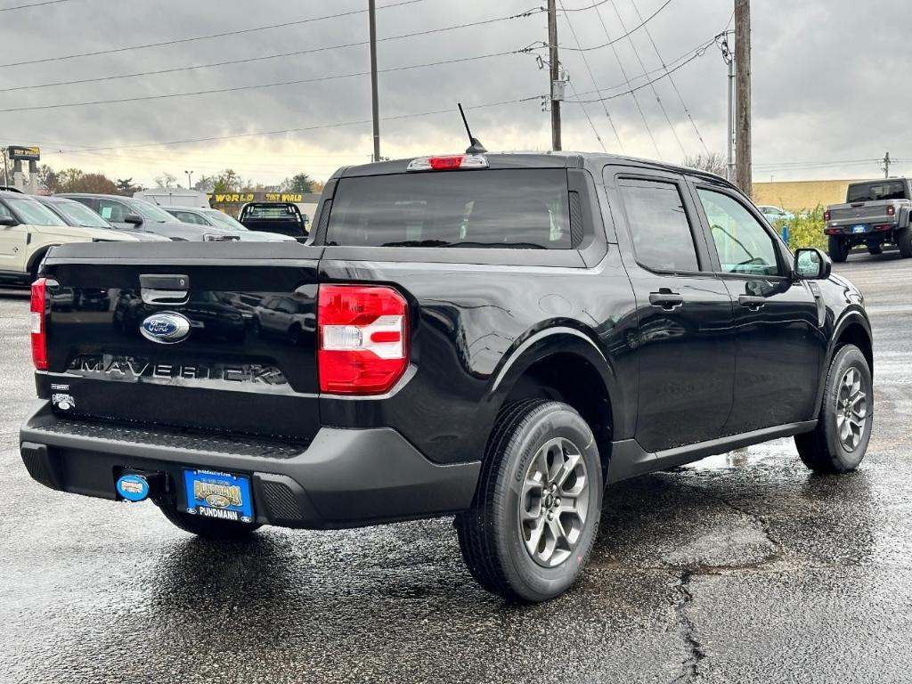 new 2024 Ford Maverick car, priced at $32,040