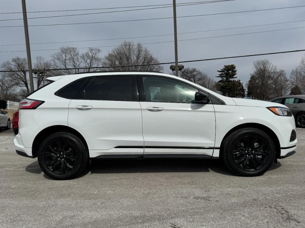 used 2022 Ford Edge car, priced at $23,305