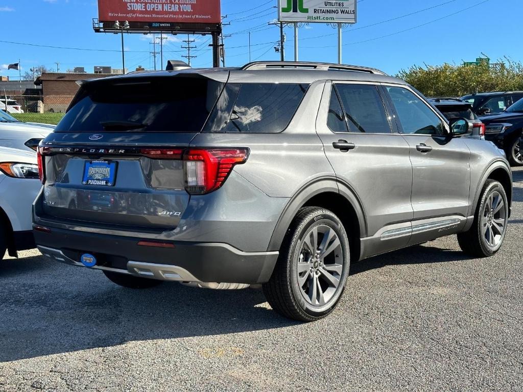 new 2025 Ford Explorer car, priced at $44,705