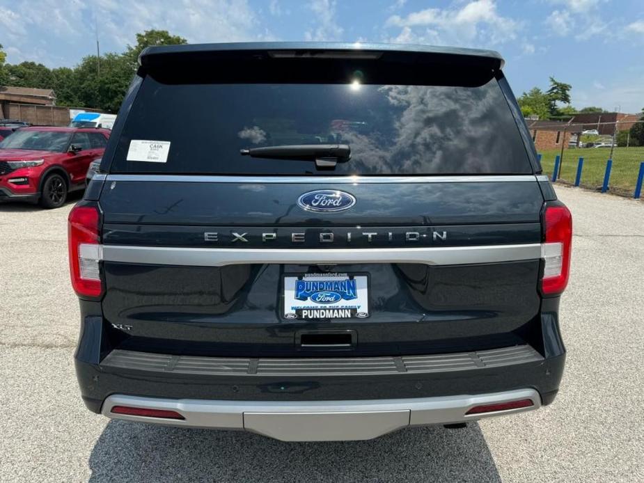 new 2024 Ford Expedition car, priced at $63,402