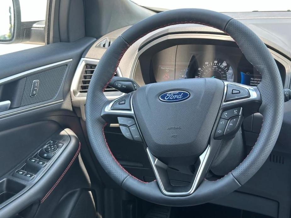 new 2024 Ford Edge car, priced at $34,660