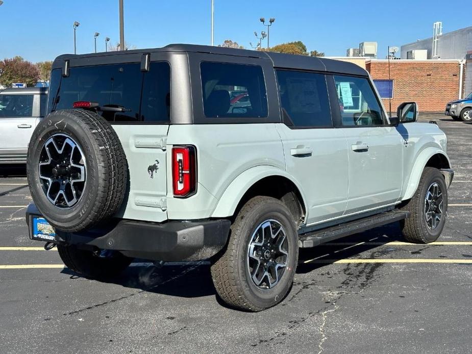 new 2024 Ford Bronco car, priced at $51,640