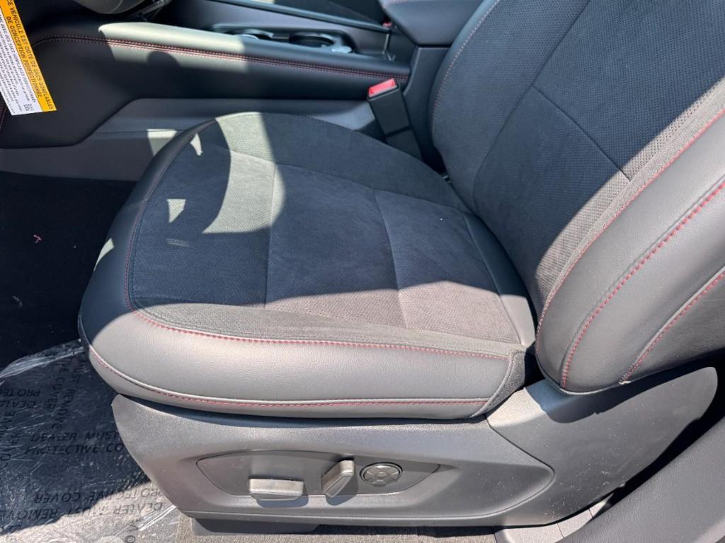 new 2025 Ford Explorer car, priced at $61,685
