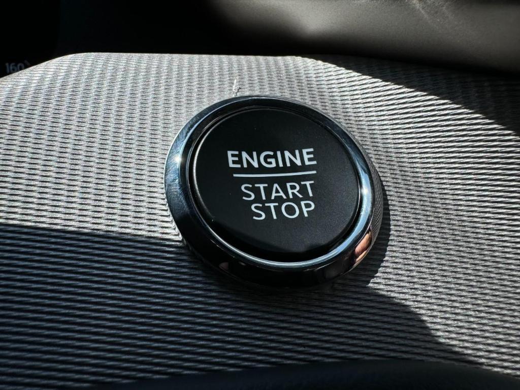 new 2025 Ford Explorer car, priced at $41,851