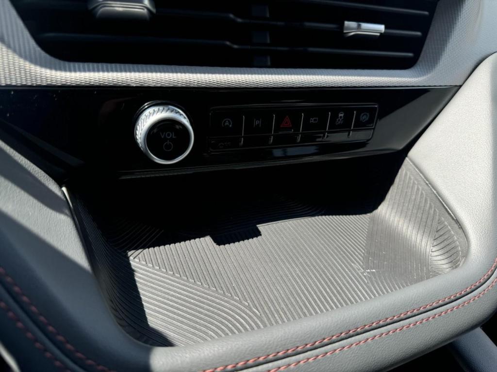new 2025 Ford Explorer car, priced at $41,851