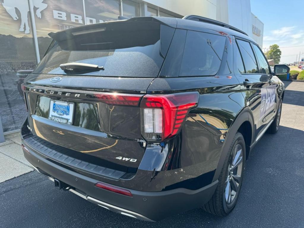 new 2025 Ford Explorer car, priced at $41,851