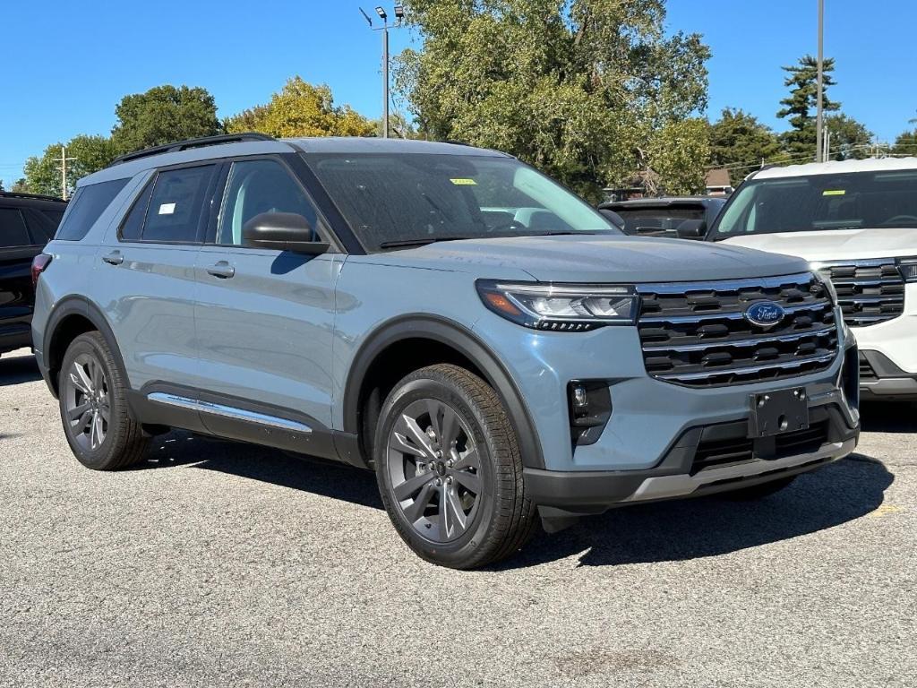 new 2025 Ford Explorer car, priced at $45,100