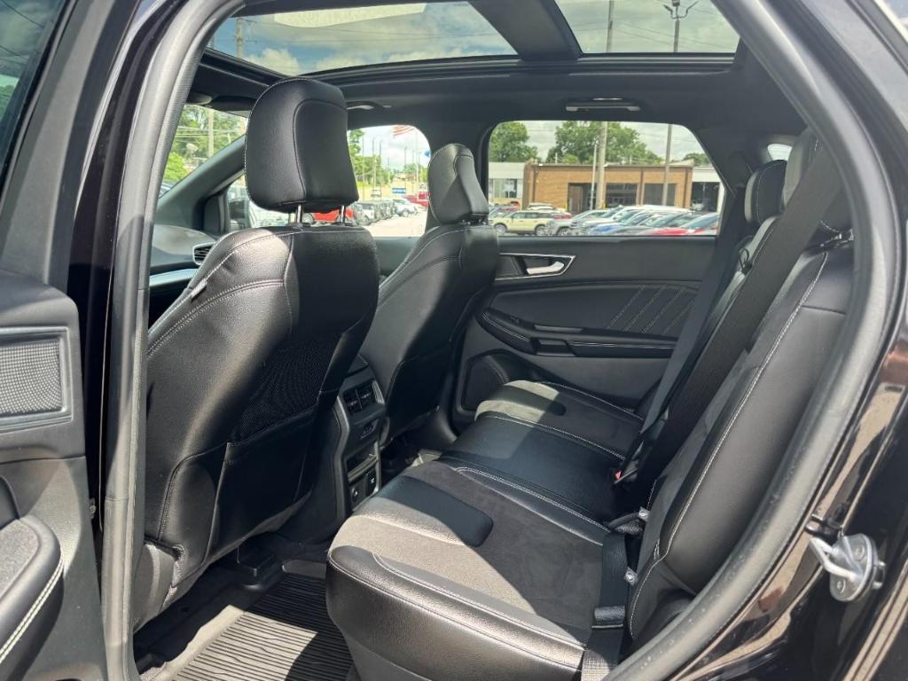 used 2024 Ford Edge car, priced at $41,990