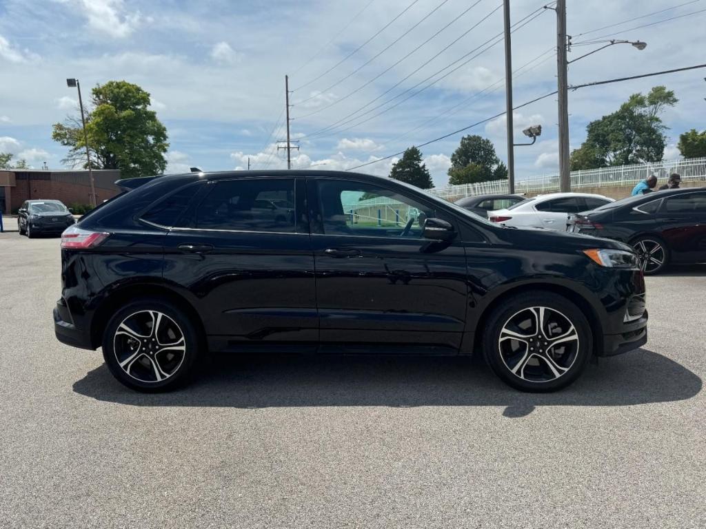 used 2024 Ford Edge car, priced at $41,990