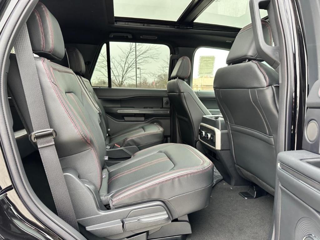 new 2024 Ford Expedition car, priced at $67,970