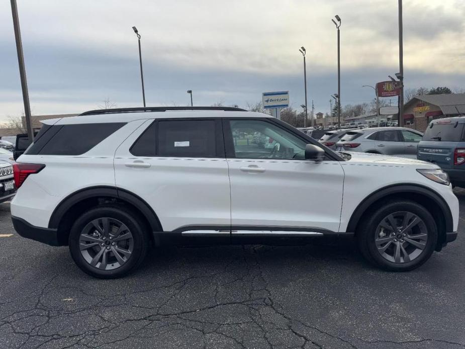 new 2025 Ford Explorer car, priced at $47,095