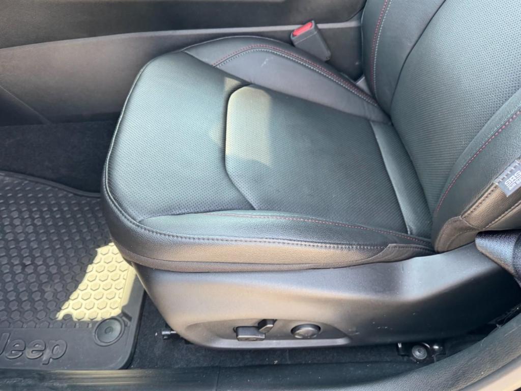 used 2025 Jeep Compass car, priced at $34,715
