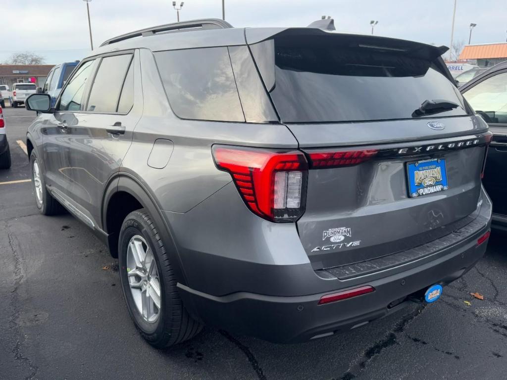 new 2025 Ford Explorer car, priced at $38,605