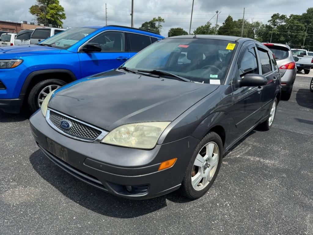 used 2007 Ford Focus car, priced at $6,990