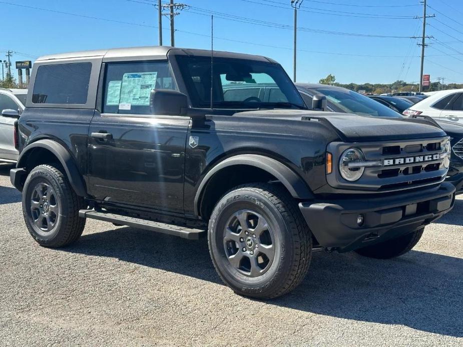 new 2024 Ford Bronco car, priced at $42,695