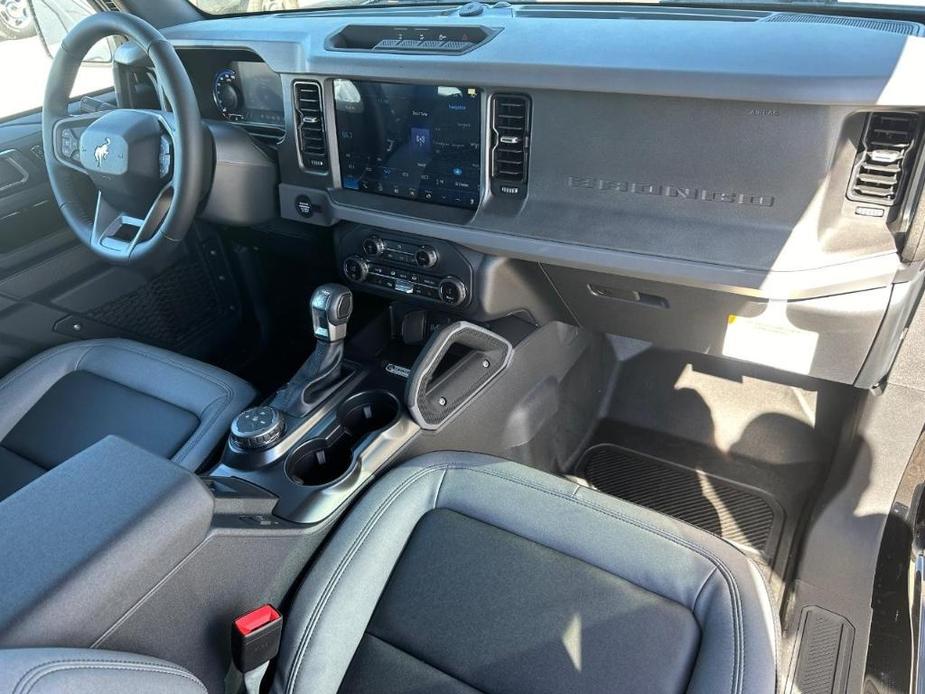 new 2024 Ford Bronco car, priced at $42,695