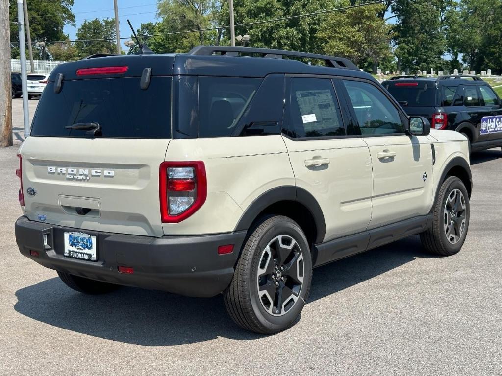 new 2024 Ford Bronco Sport car, priced at $33,390