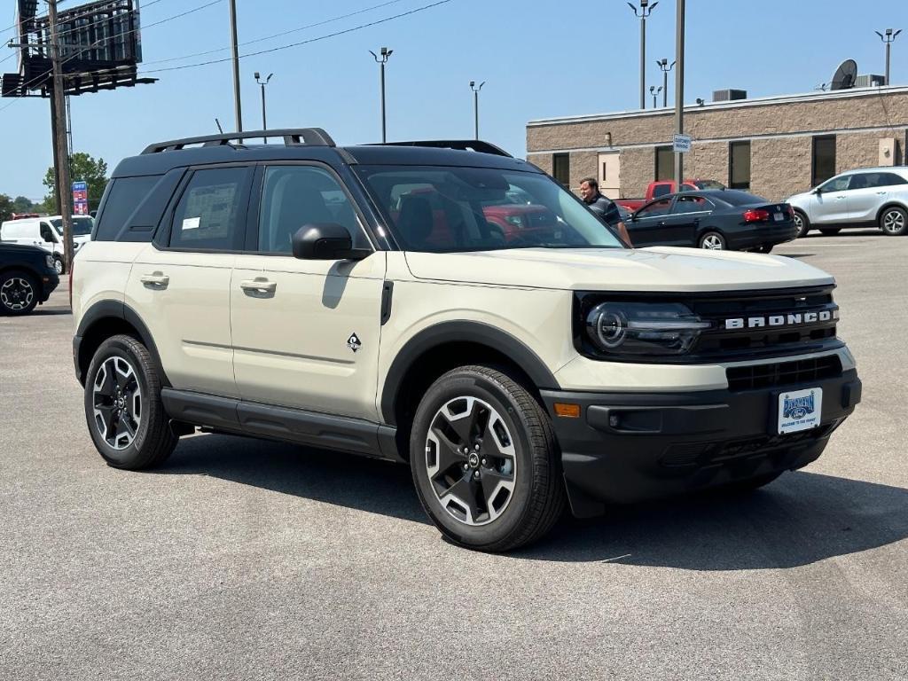 new 2024 Ford Bronco Sport car, priced at $33,390