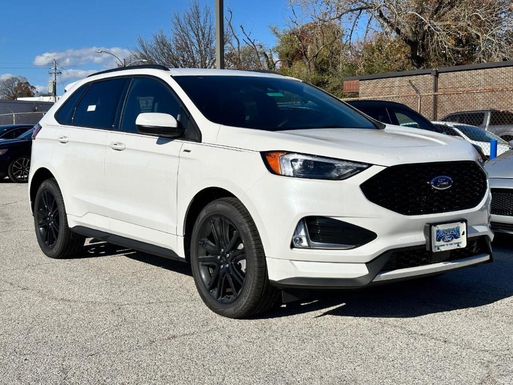 new 2024 Ford Edge car, priced at $34,825