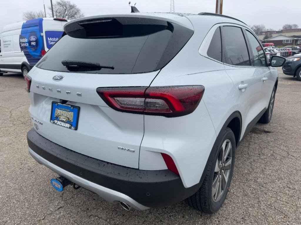 new 2025 Ford Escape car, priced at $37,475