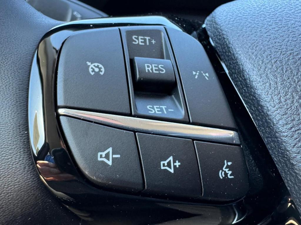 new 2025 Ford Escape car, priced at $29,187