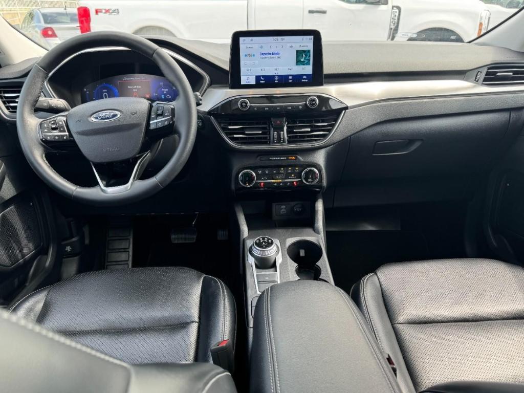 used 2022 Ford Escape car, priced at $22,913
