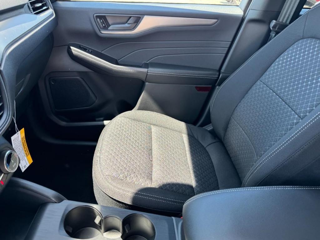 new 2025 Ford Escape car, priced at $32,875