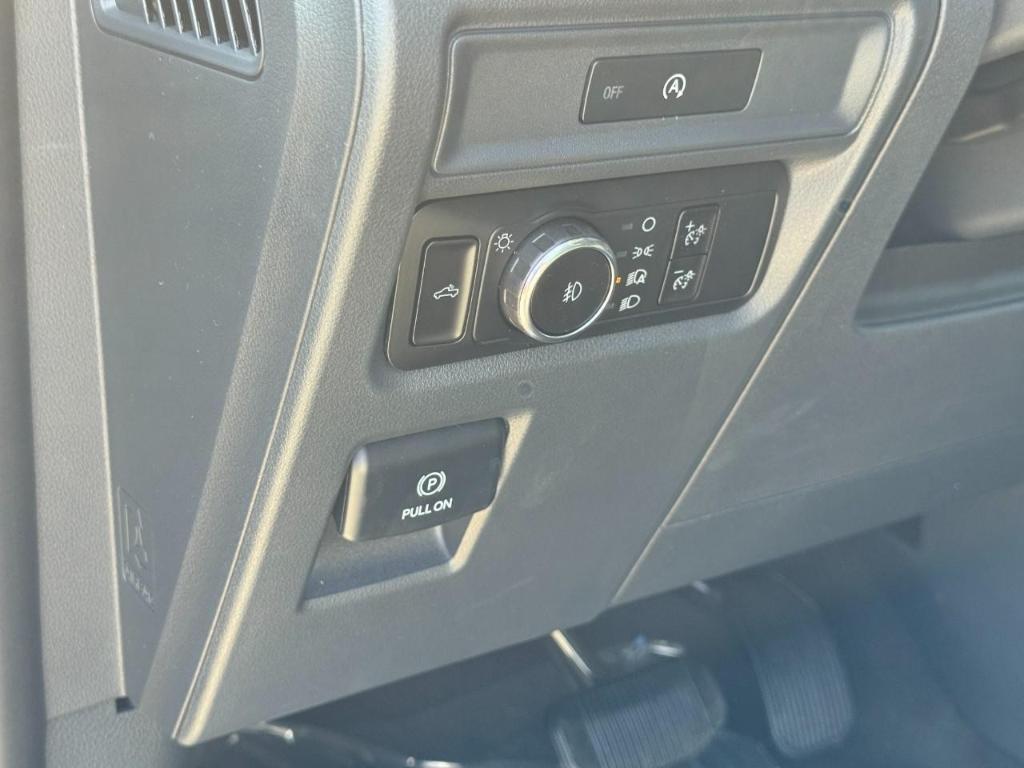 new 2025 Ford F-150 car, priced at $47,184