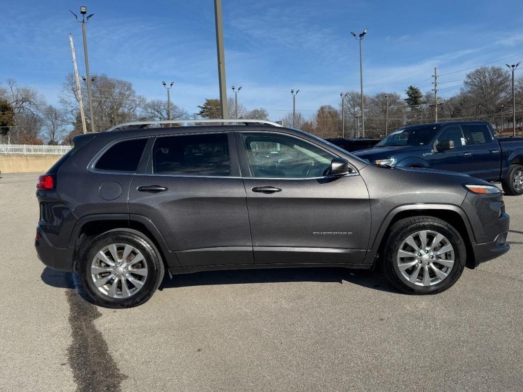 used 2018 Jeep Cherokee car, priced at $15,563