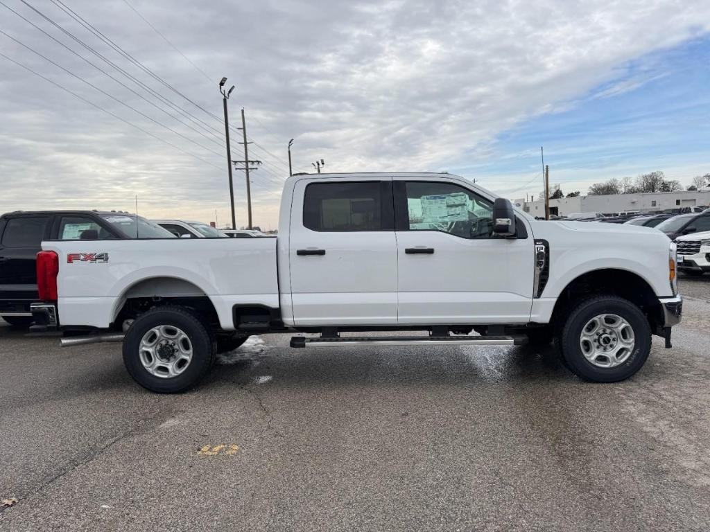 new 2025 Ford F-250 car, priced at $60,555