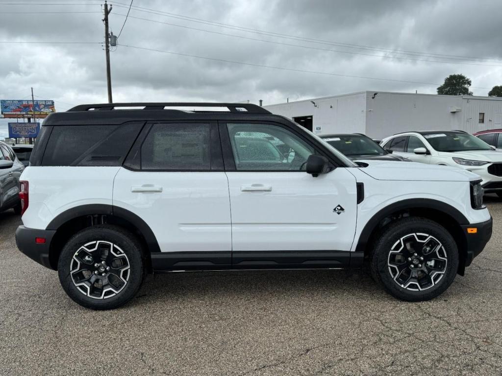 new 2025 Ford Bronco Sport car, priced at $39,180