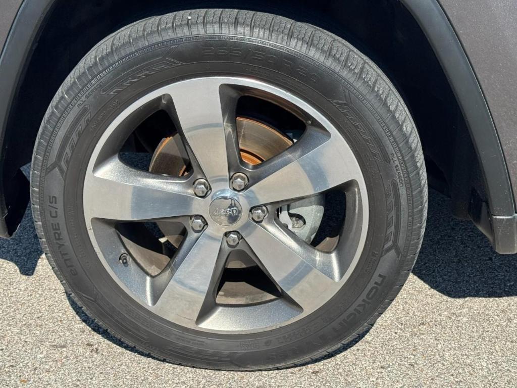 used 2014 Jeep Grand Cherokee car, priced at $14,990