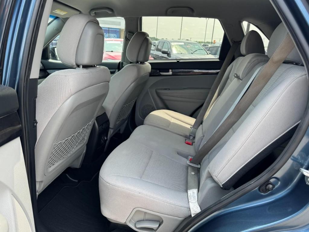used 2014 Kia Sorento car, priced at $12,990