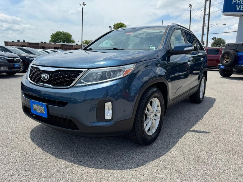 used 2014 Kia Sorento car, priced at $12,990