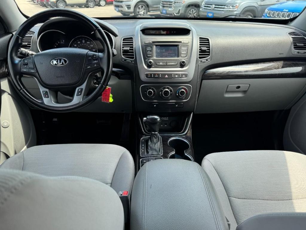 used 2014 Kia Sorento car, priced at $12,990