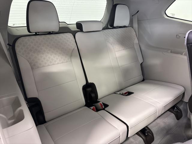 new 2025 GMC Acadia car, priced at $65,009