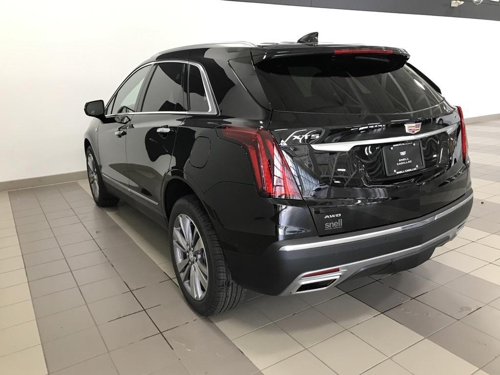 new 2025 Cadillac XT5 car, priced at $55,043