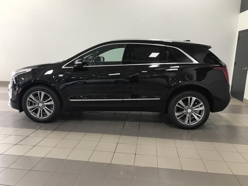 new 2025 Cadillac XT5 car, priced at $55,043