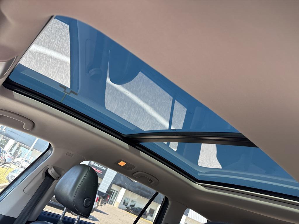 used 2019 Volkswagen Atlas car, priced at $21,324