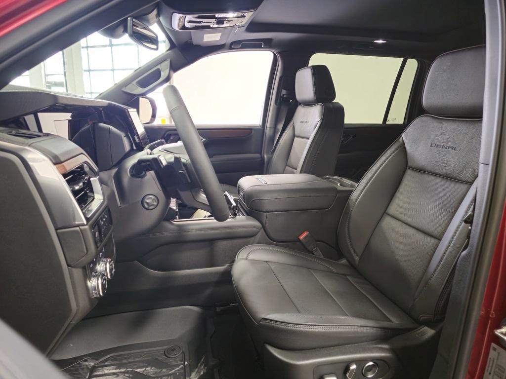 new 2025 GMC Yukon XL car, priced at $93,205