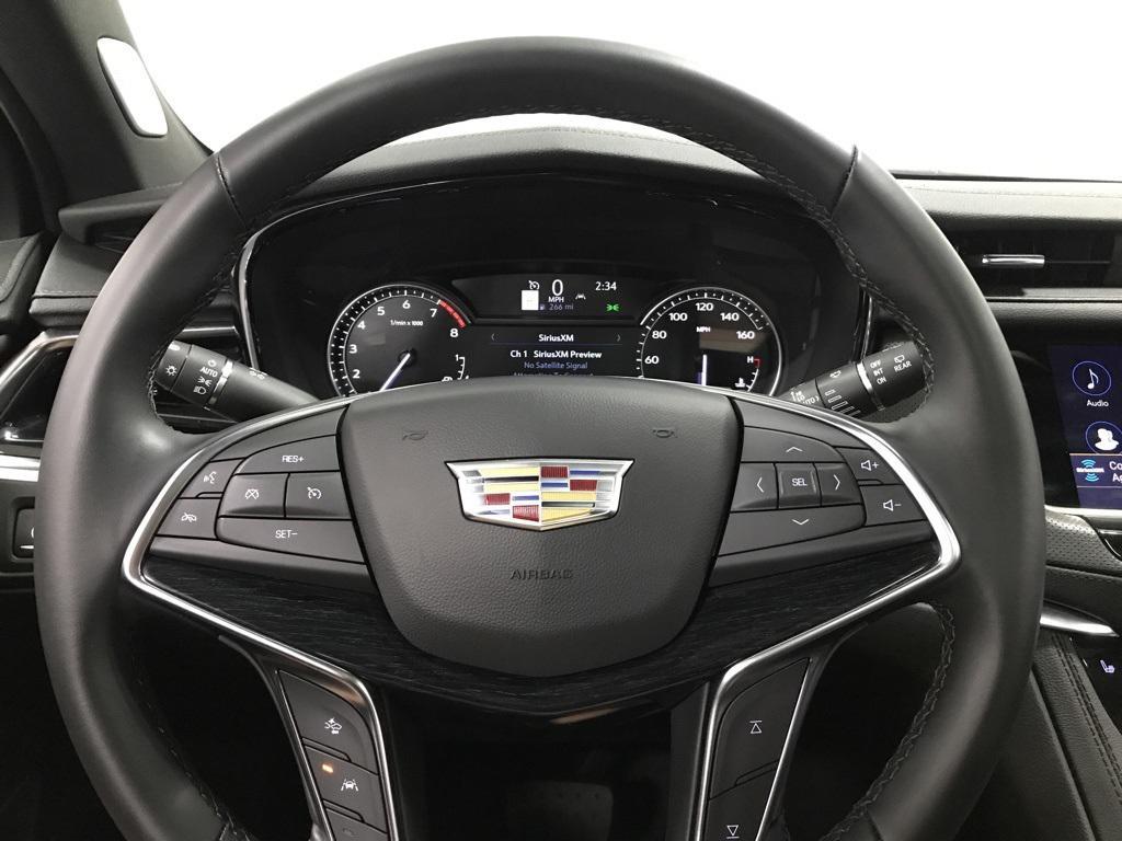 used 2025 Cadillac XT5 car, priced at $47,430