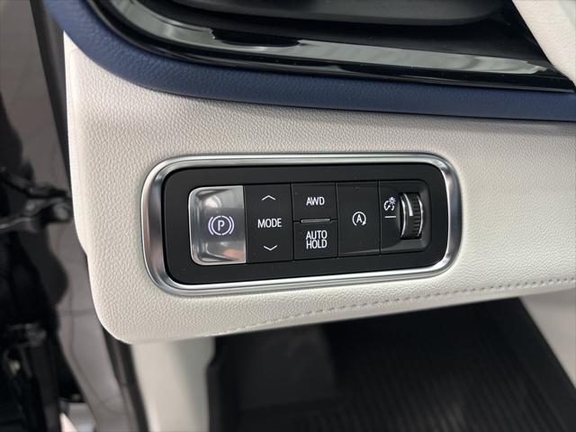 new 2025 Buick Enclave car, priced at $65,440