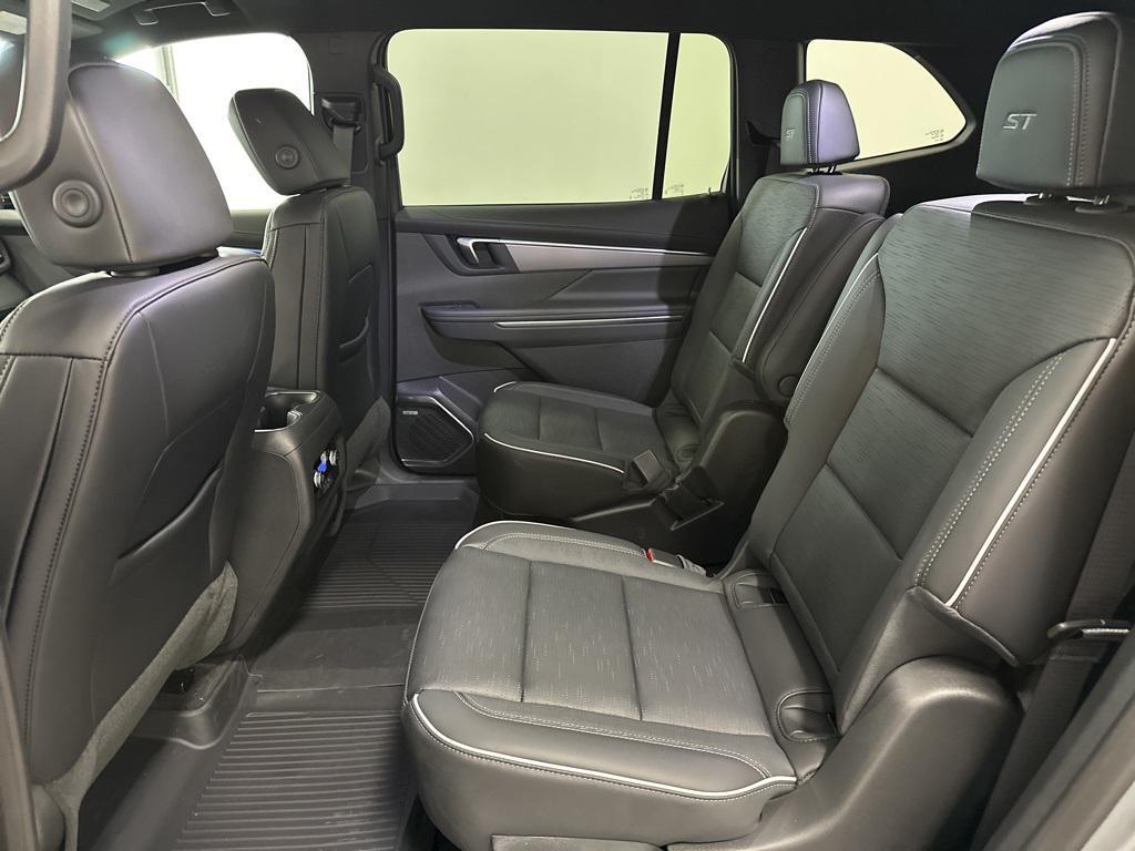 new 2025 Buick Enclave car, priced at $53,275