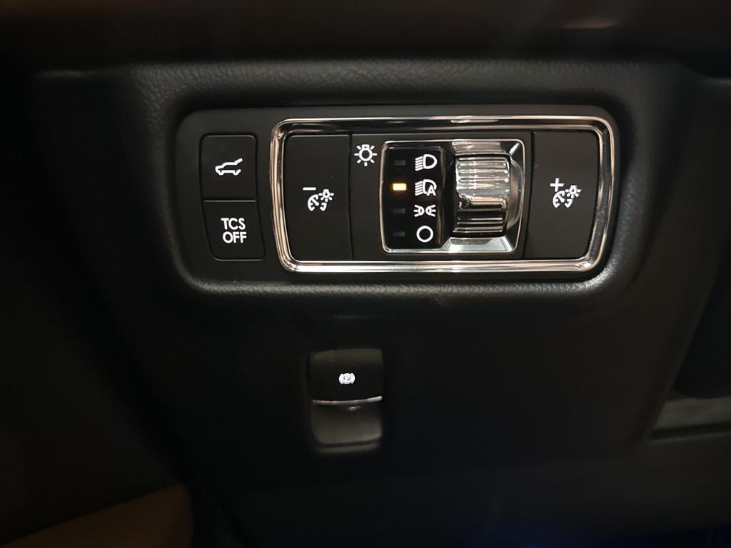 used 2022 Lincoln Nautilus car, priced at $33,971