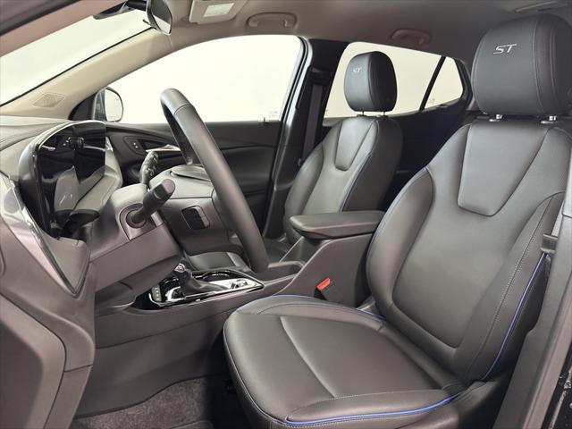 new 2025 Buick Encore GX car, priced at $33,120