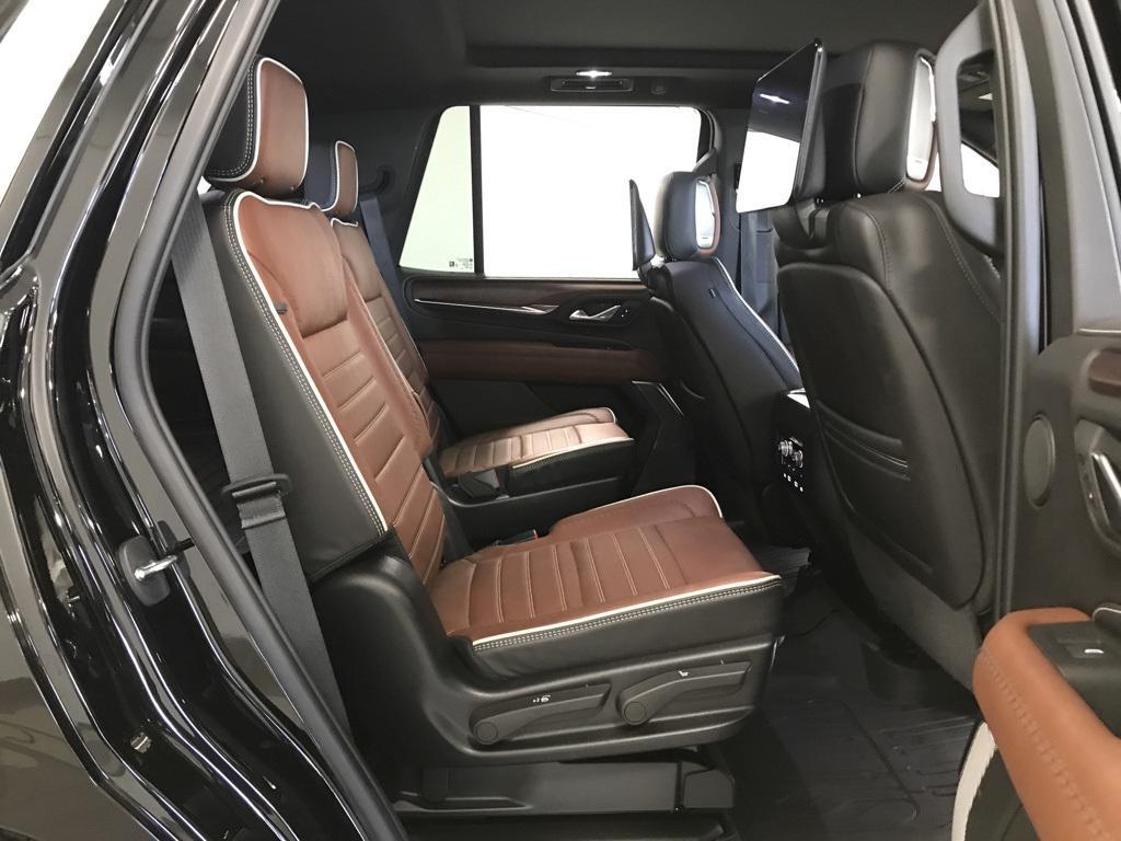 used 2023 GMC Yukon car, priced at $72,155