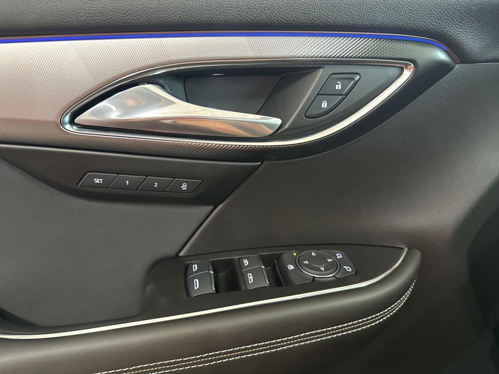 new 2025 Buick Envision car, priced at $42,240
