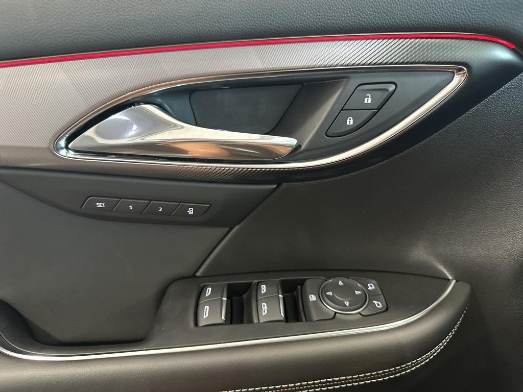 new 2025 Buick Envision car, priced at $44,240