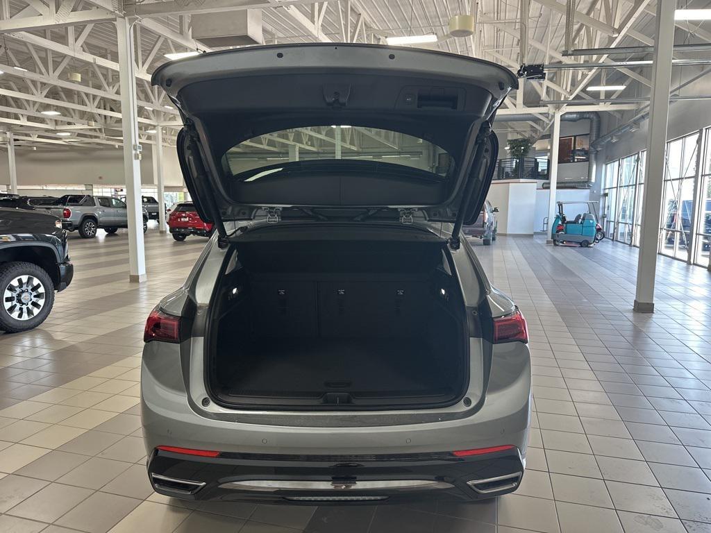 new 2025 Buick Envision car, priced at $44,240