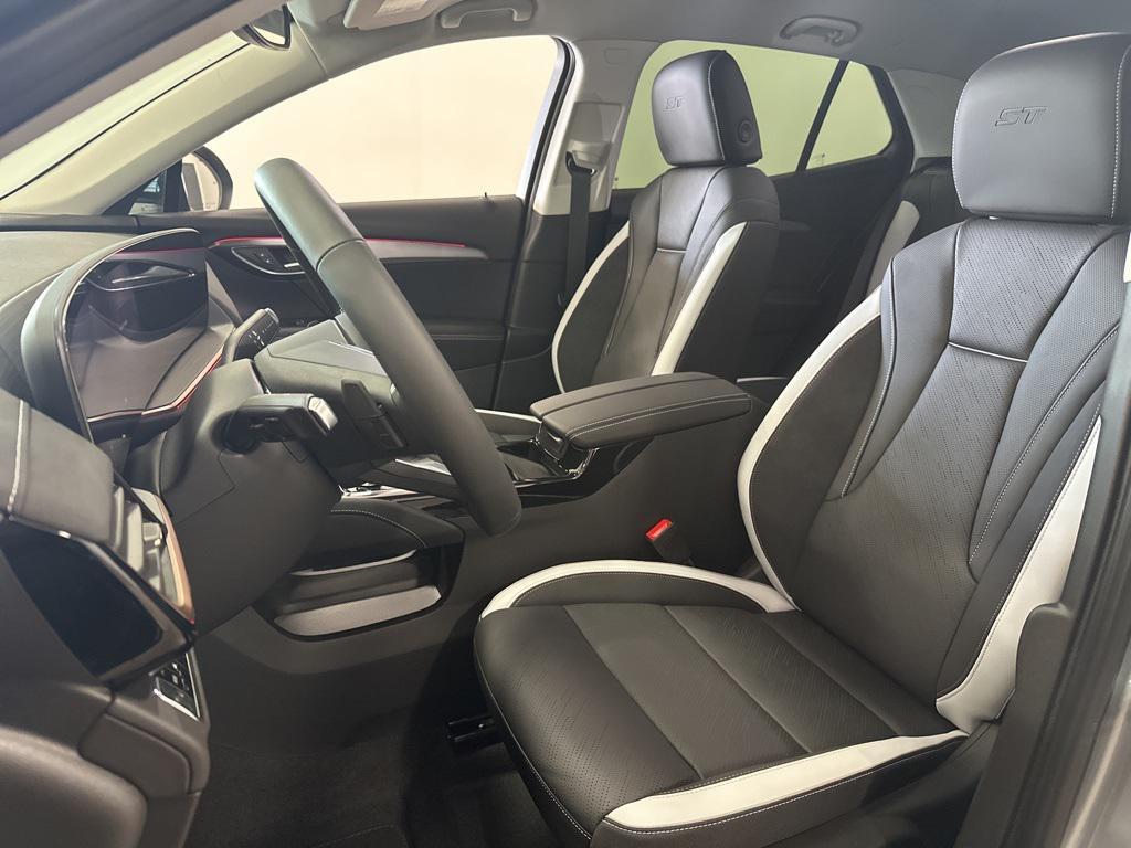 new 2025 Buick Envision car, priced at $44,240